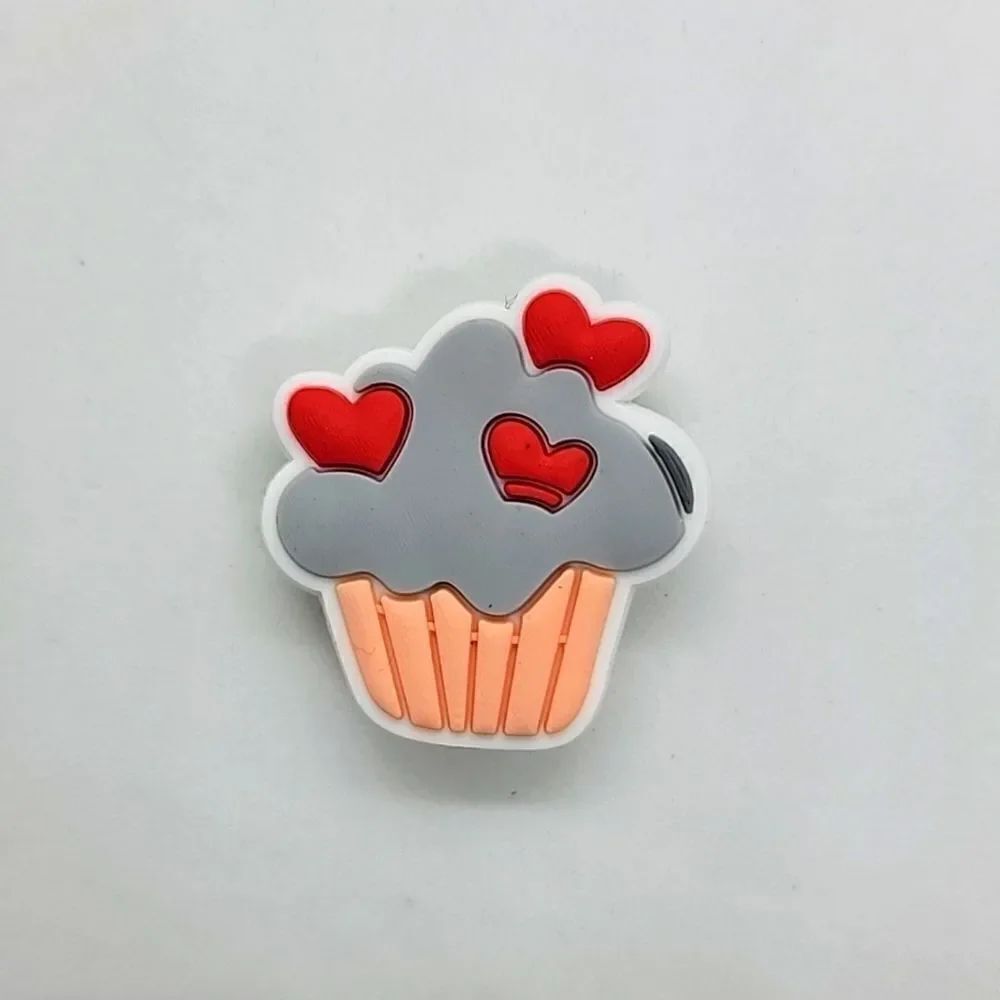 🎈5/$10🎈 PATCHES..CROC CHARMS.. Valentine's.. love.. cupcake..